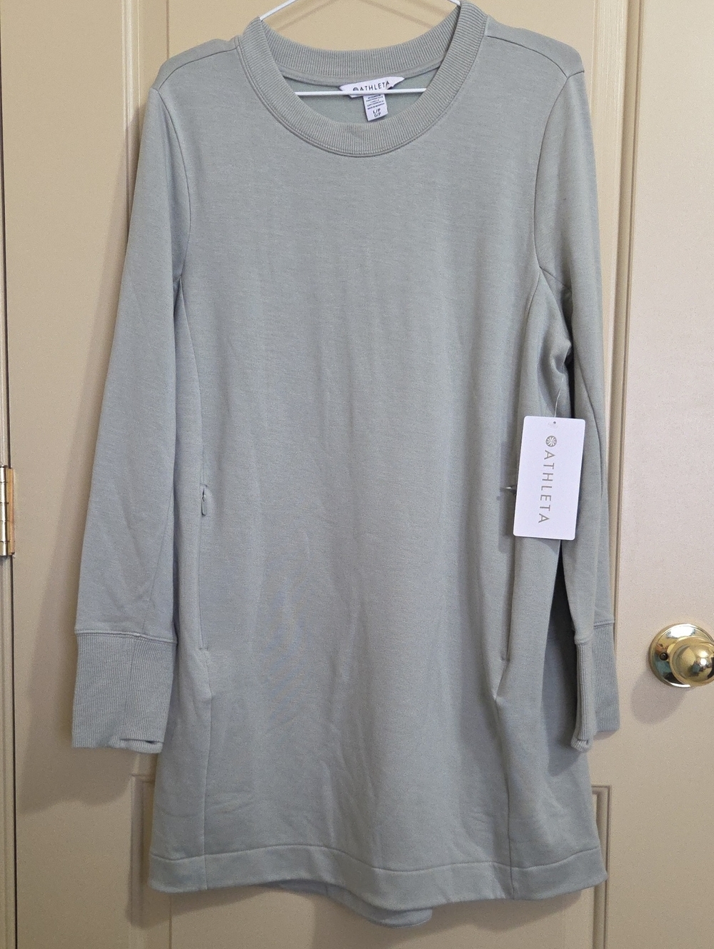 Athleta Light Sage Crewneck Tunic Sweatshirt. NWT